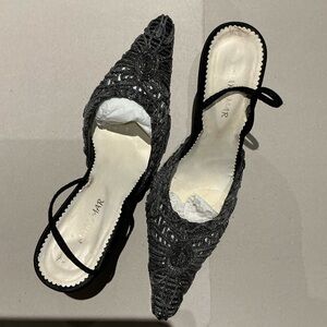 NIB - Marian Mari Mar Elegant Black Women's knit back strap shoes, size 37